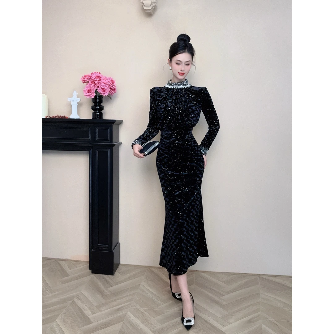 【设计师定制】新款时尚黑色法式优雅显瘦修身连衣裙45045