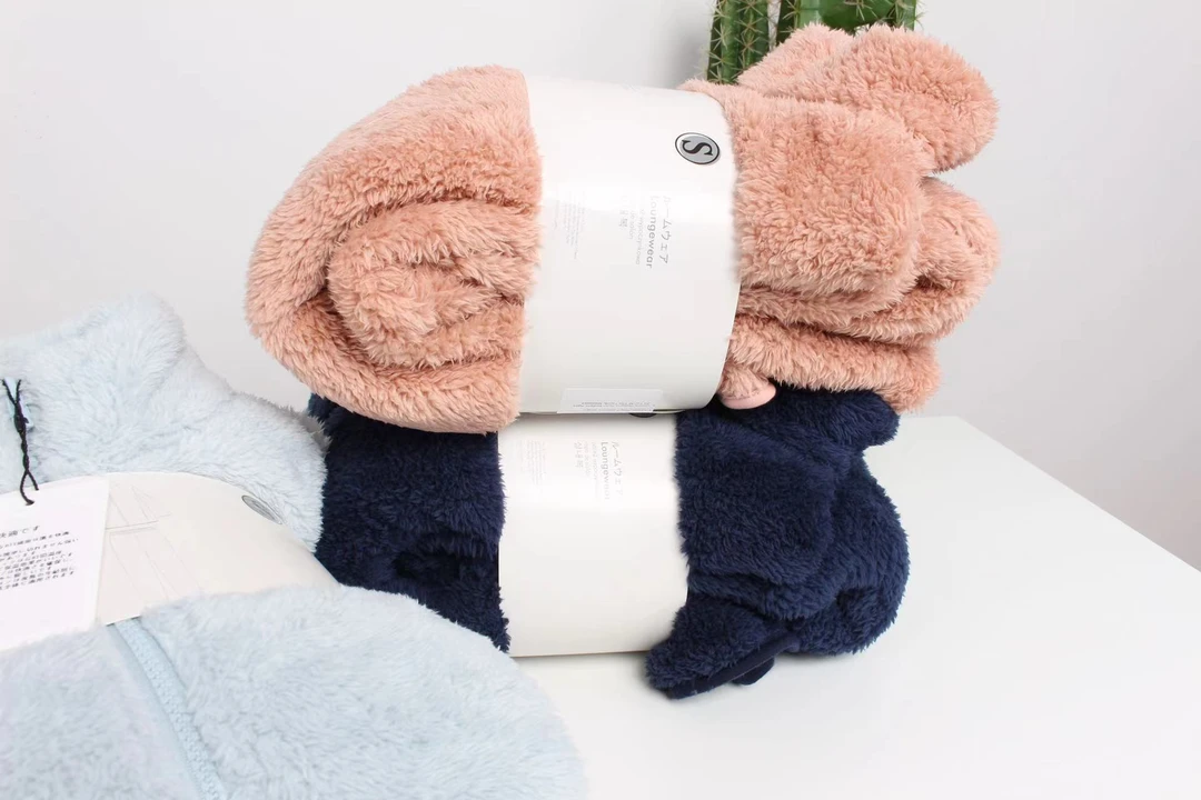 秋冬软绵绵舒棉绒加厚保暖情侣款保暖睡衣套装拉链款可外穿