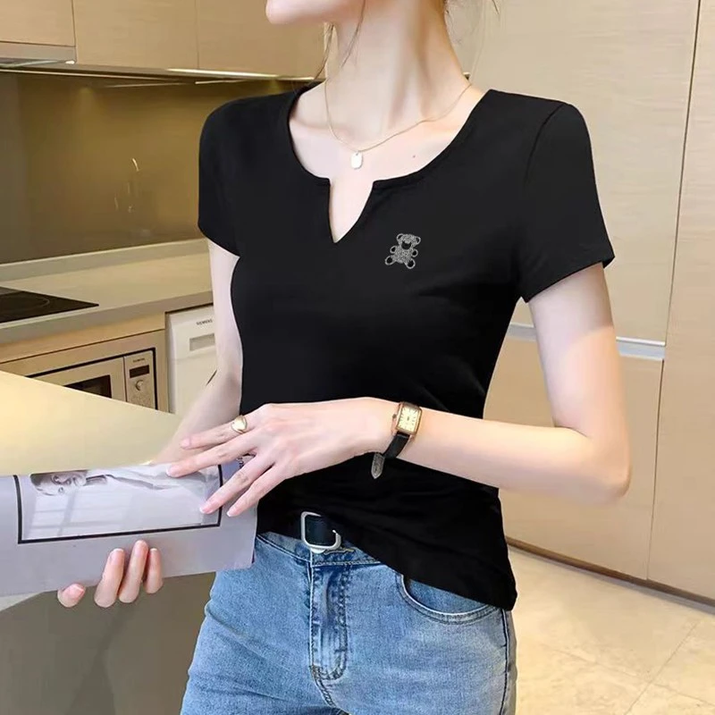 dhini欧洲站时尚烫钻桃心领黑色大码修身短袖T恤2025夏季新款上衣