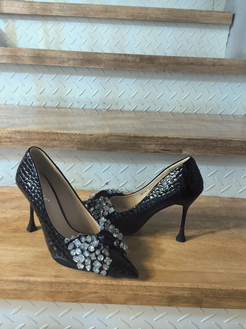 8051-86夏季时尚高跟漆皮女鞋，跟高7—8公分左右防滑耐磨底