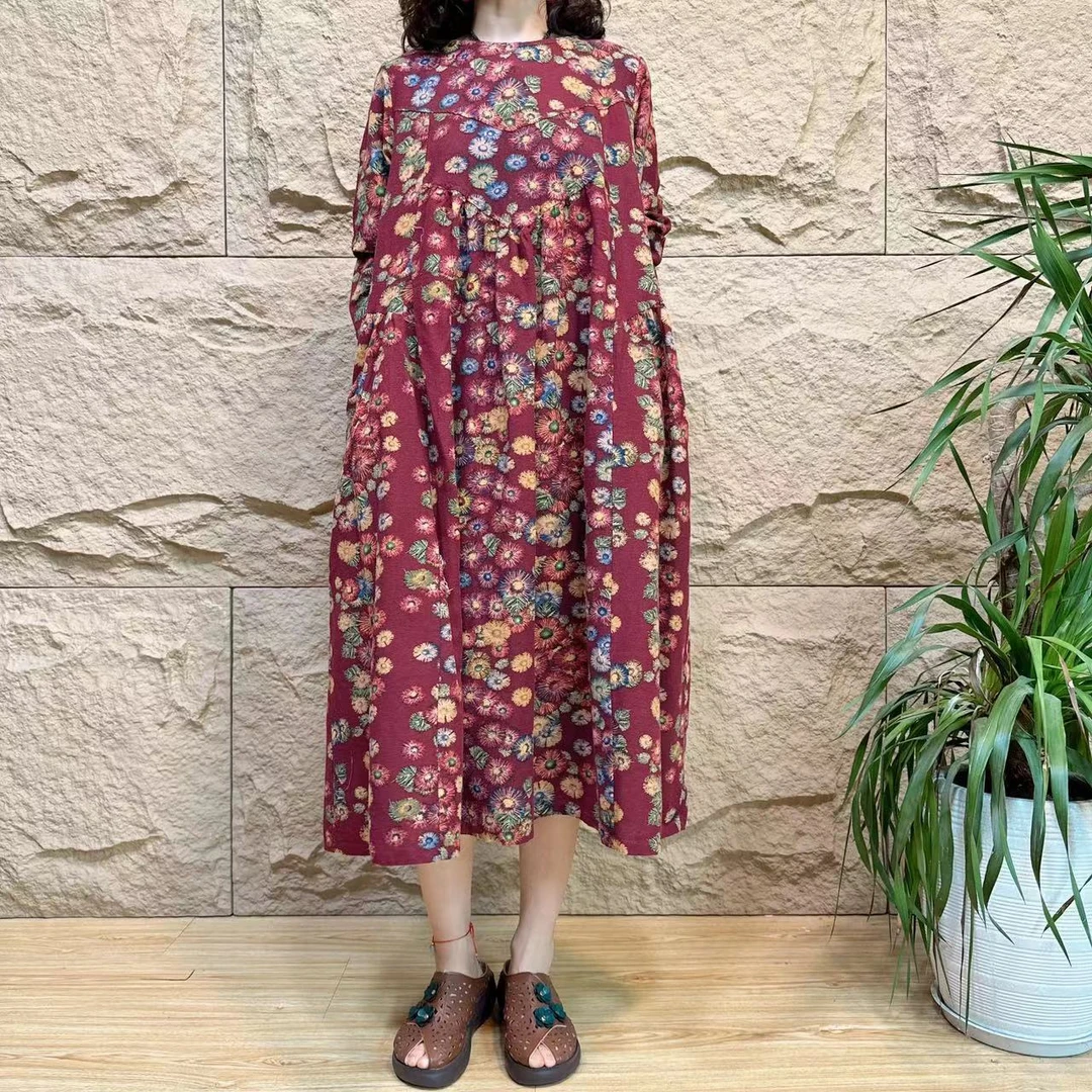 5849新款大码印花时尚百搭V型红底小雏菊气质减龄裙显瘦