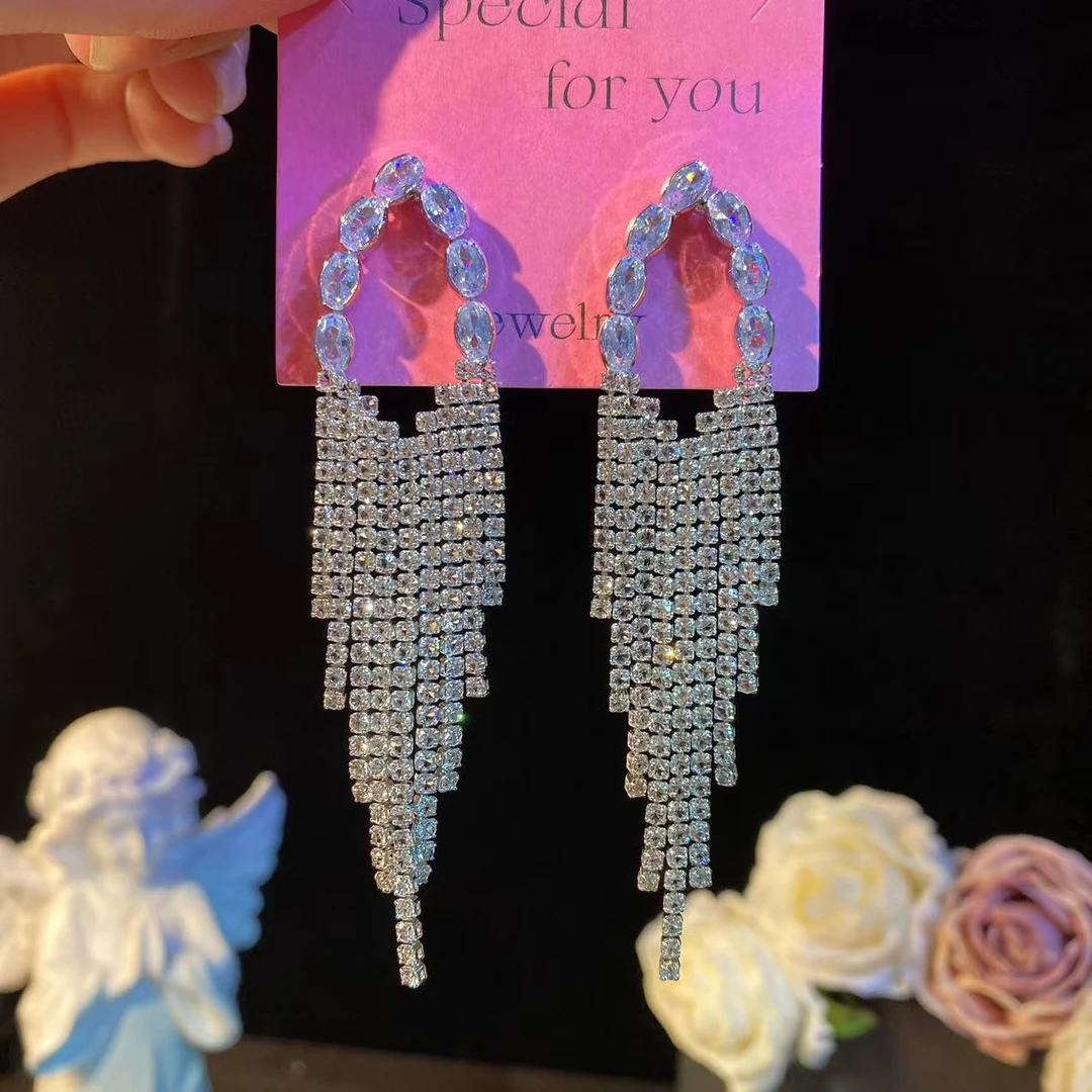 铜合金耳饰 轻奢长款流苏锆石耳坠高级感耳环重工气质百搭