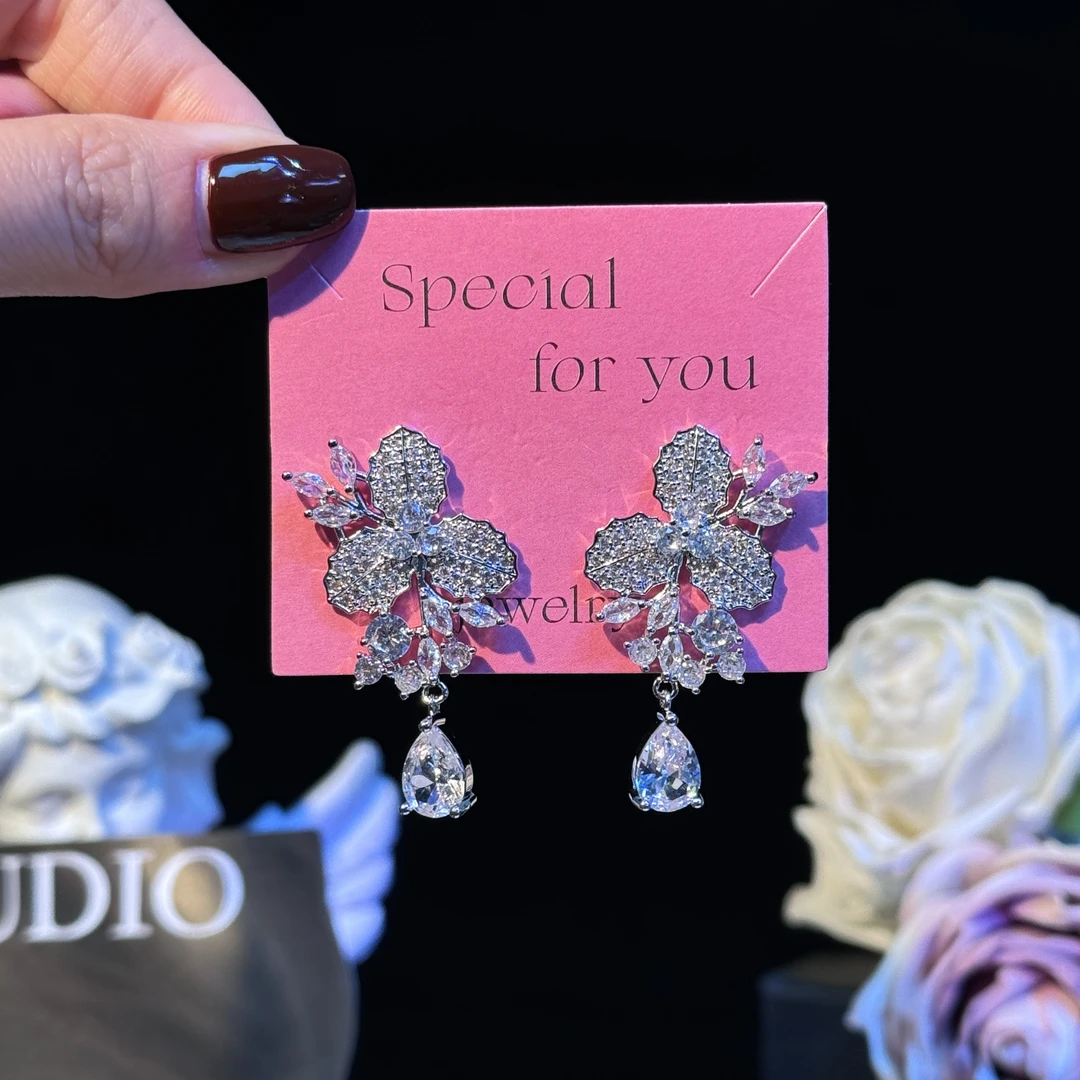 铜合金耳饰 暖梦】重工锆石叶子长款耳坠优雅镶嵌超闪奢华时尚耳钉