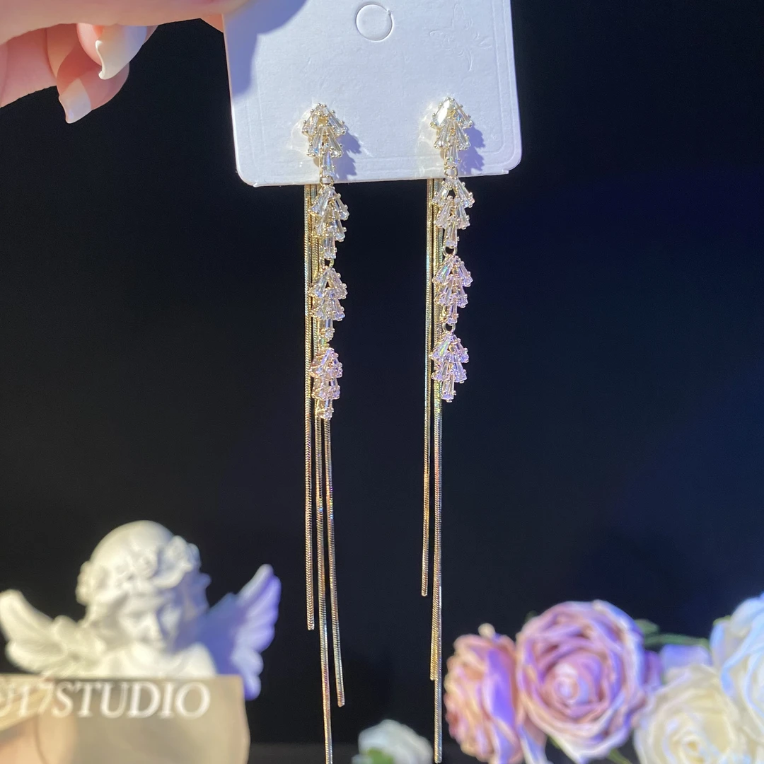 铜合金合成锆石耳饰 婧文】精致锆石树叶流苏轻奢超闪耳环高级长款