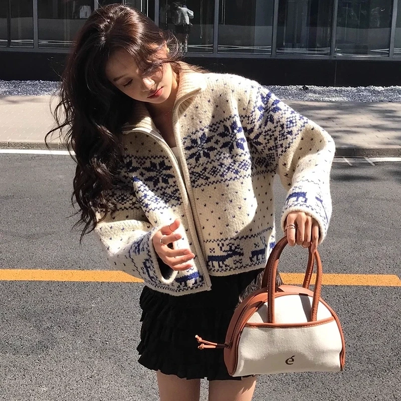 秋冬复古古着感重工立领拉链短款针织开衫雪花刺绣毛衣外套女