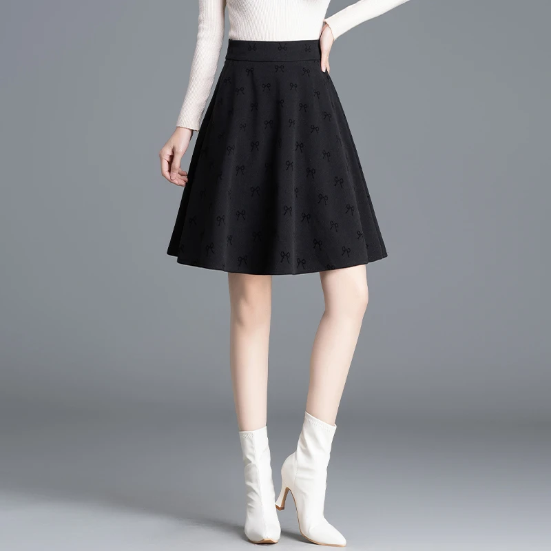 冬季显瘦减龄蝴蝶结小黑裙低调时尚简约短裙气质半身裙90903