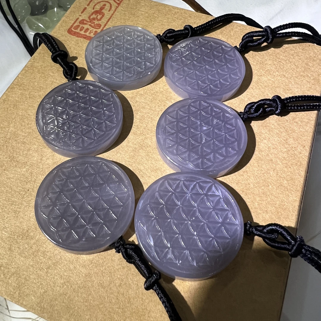 天然和田玉牌，多样性随机发其一