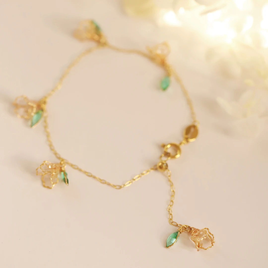 夏季新品铃兰系列滴胶女士可调节不掉色手链