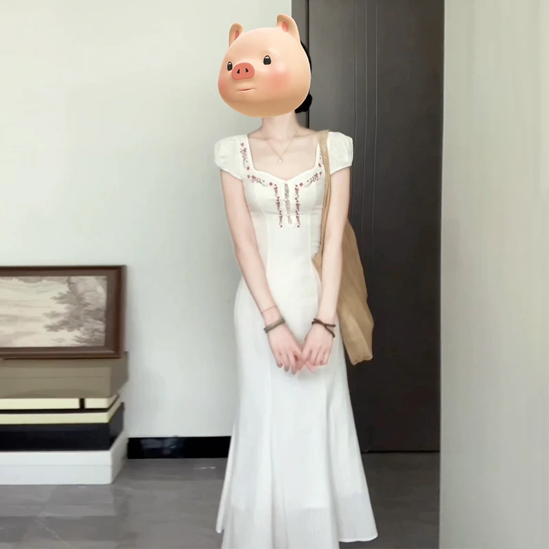 4199早秋温柔风设计感连衣裙子女装产地好物法式气质收腰高级长裙