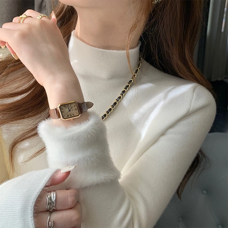 半高领加绒加厚长袖针织衫女2023新白色洋气百搭修身冬季保暖上衣