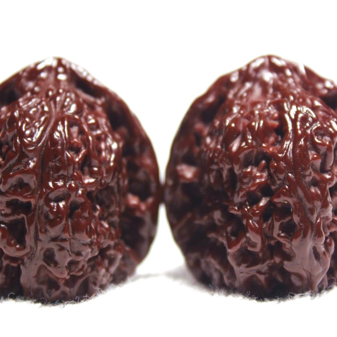 文玩核桃做旧欣赏：文玩核桃做旧老树南疆 老树一代南疆头货做旧