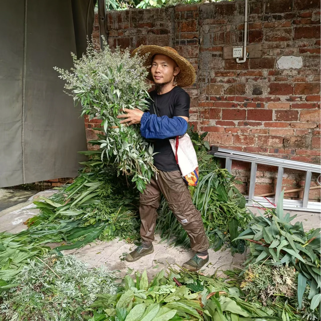 青草新鲜农村冲凉