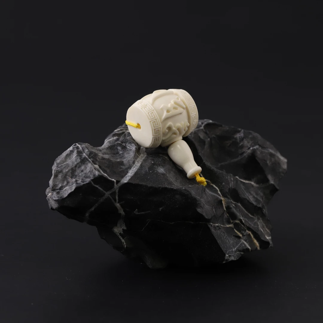 m0229猛犸牙冰料大尺寸祥云六字三通文玩饰品