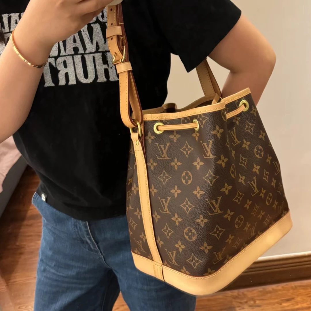 95新 LouisVuitton/路易威登 LV老花抽绳水桶中973046