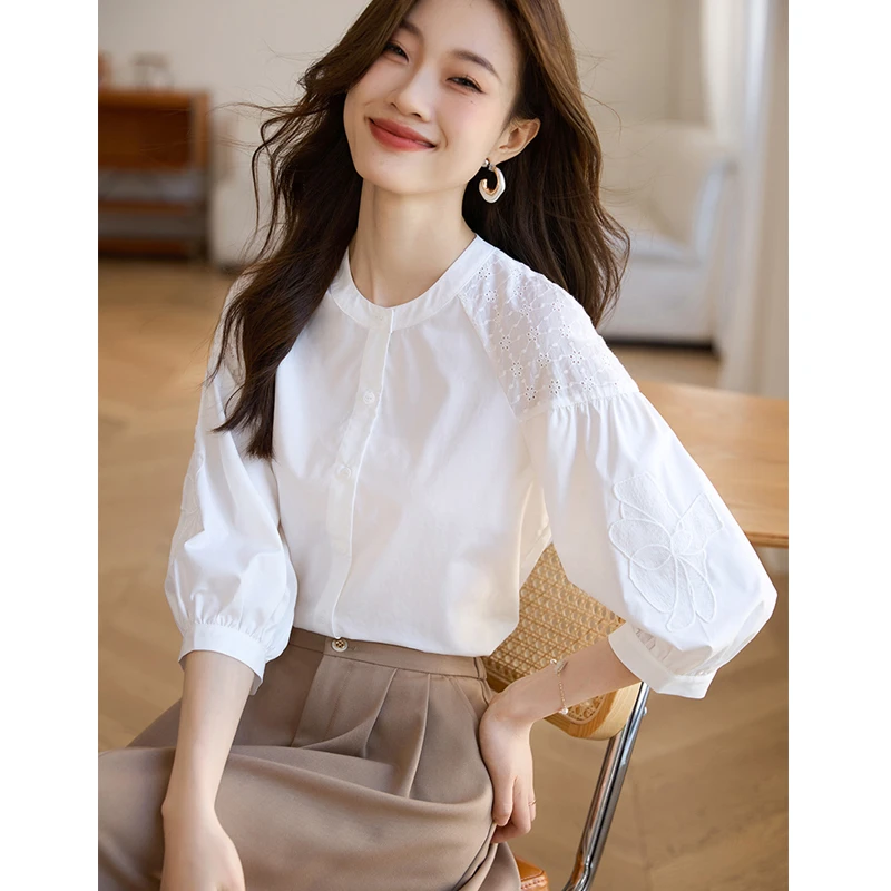 白色绣花衬衫女七分袖设计感气质上衣时尚宽松小众