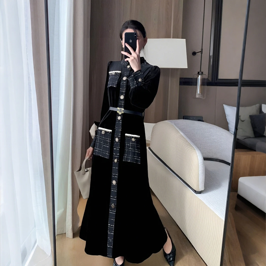 2025秋冬季新款气质优雅单排扣拼接黑色连衣裙收腰显瘦裙子女2660