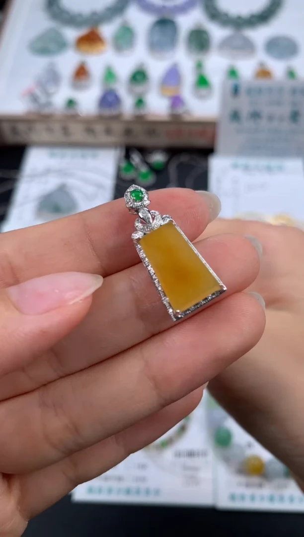 【闪购商品】定制翡翠18K金镶嵌模式推广期48小时鉴赏期