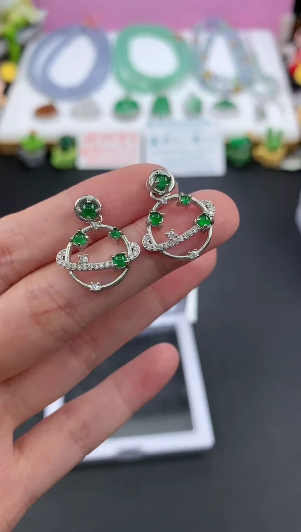 【闪购商品】定制翡翠未镶嵌多样性商品随机发货*1