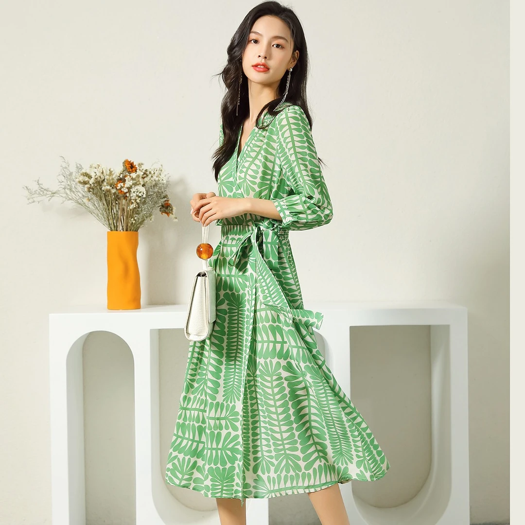 King Deer/鹿王春天仙女裙绿野仙踪气质碎花桑蚕丝连衣裙L8100924