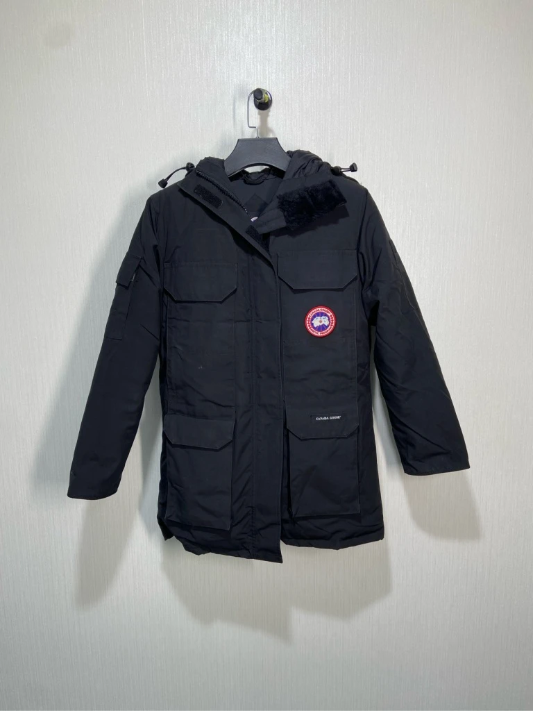 回奢帝/Canada Goose/加拿大鹅/远征款/羽绒服/女/S码/98新/14500