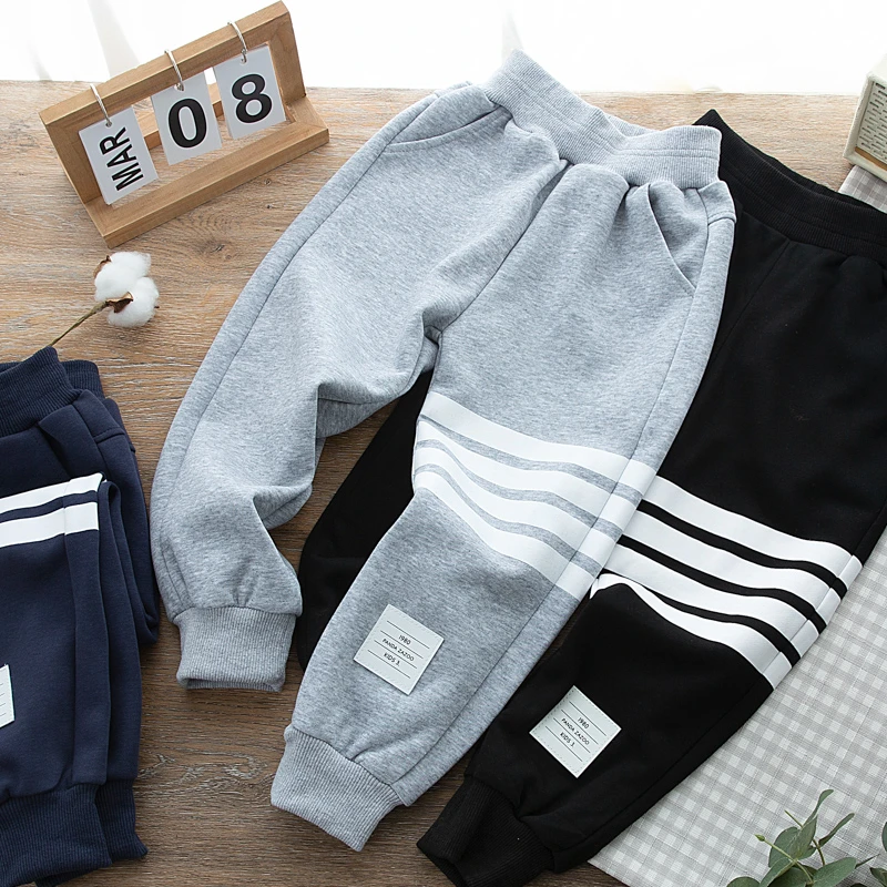 巴拉扣扣宝宝男童运动裤春秋款裤子儿童2025新款中大童卫裤长裤