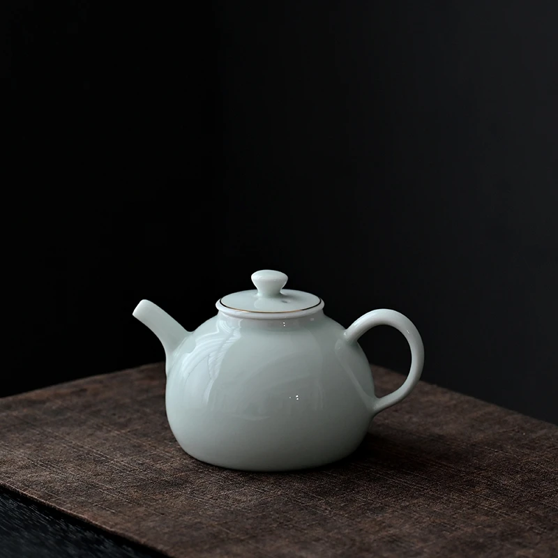 德化云仓 创意简约青瓷绿兔壶家用泡茶壶-725