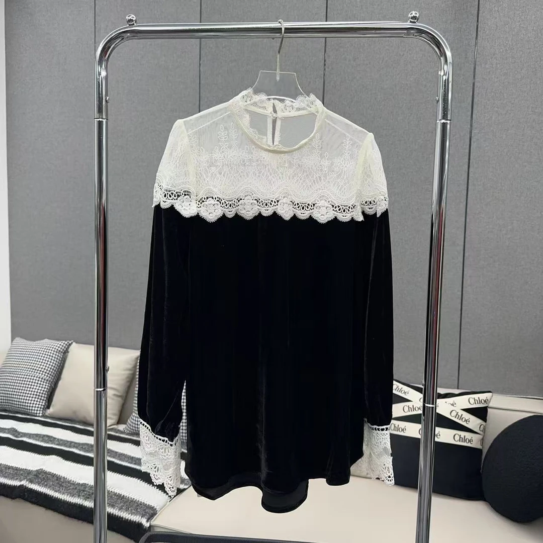 【娜娜推荐】8935-1潮牌设计师冬季简约撞色拼接蕾丝刺绣碎花上衣