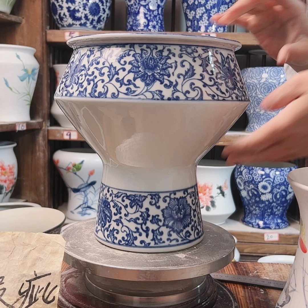【闪购商品】陶瓷摆件高脚青花