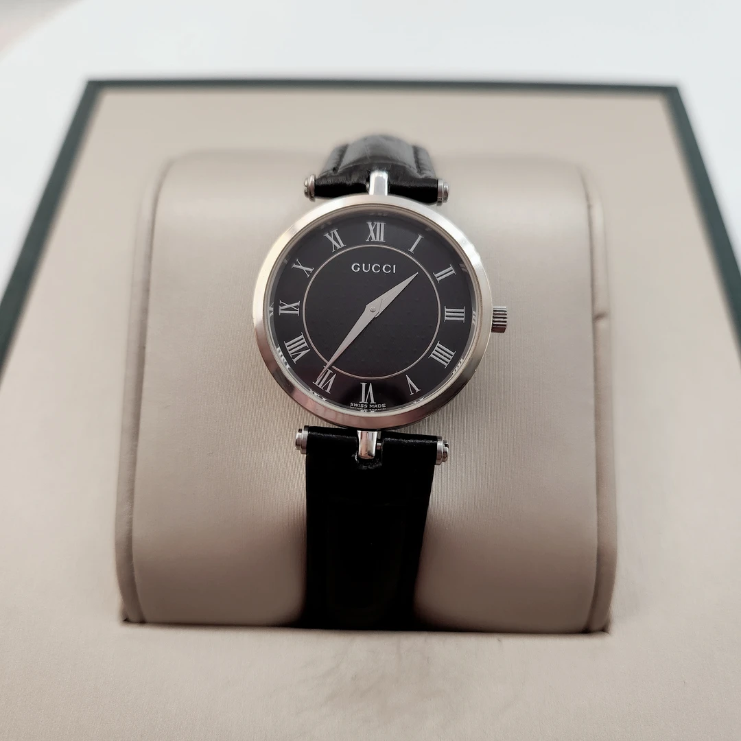 95新 GUCCI/古驰 石英腕表30mm/公价18999/WH4092