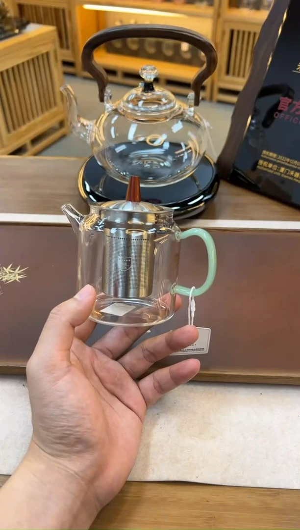【闪购商品】1众享壶200浅玉-200ml