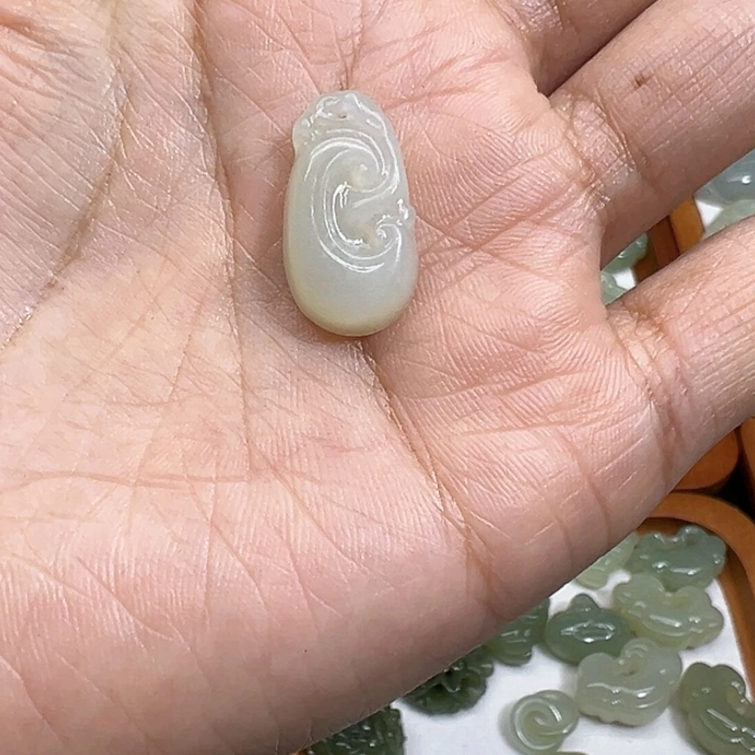 【闪购商品】和田玉（糖玉）颈饰未镶嵌