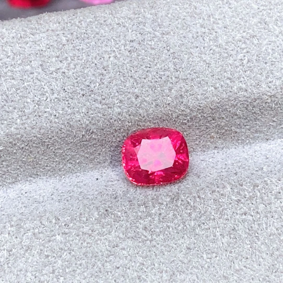 尖晶石裸石未镶嵌兮*妈