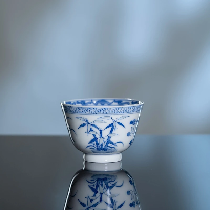 玉柏玲珑萤造梅兰竹菊单杯