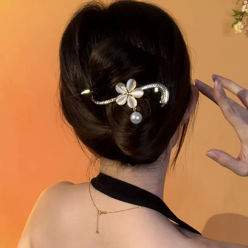花朵流苏一字夹珍珠金属鲨鱼夹后脑勺抓夹夏气质高级感发夹子头饰