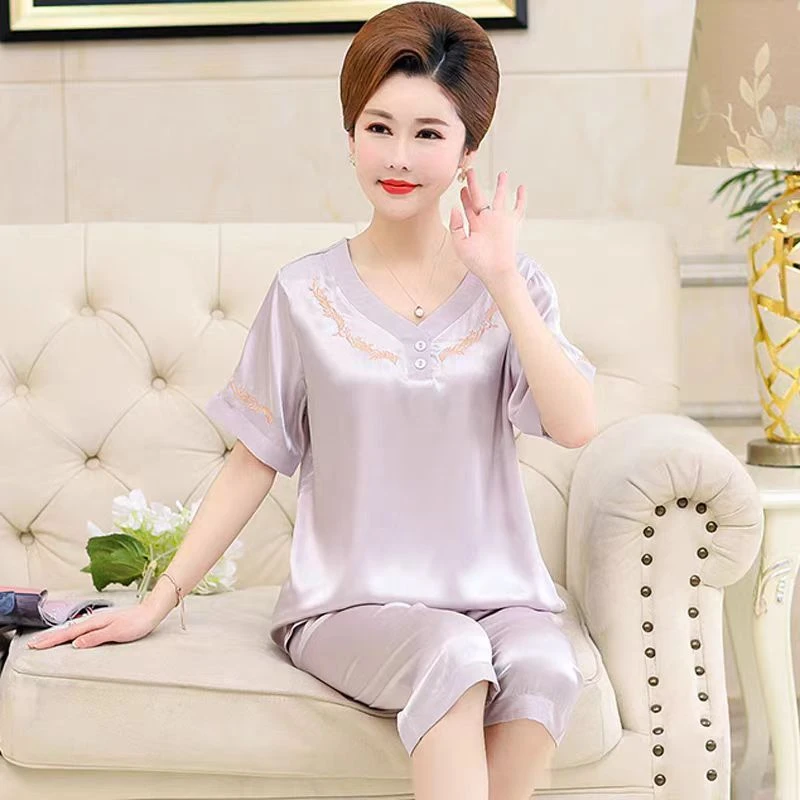 睡衣女士冰丝凉感薄款夏季中年妈妈宽松休闲家居服短袖七分裤套装