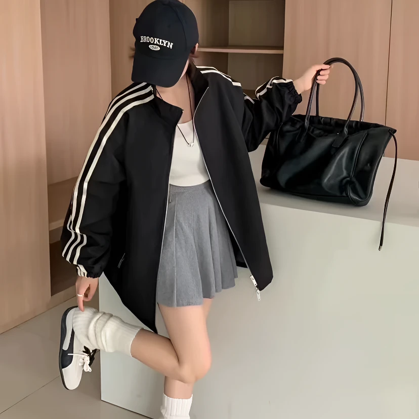 立领加棉三条杠冲锋衣外套女秋冬新款显瘦加厚宽松上衣韩版时尚