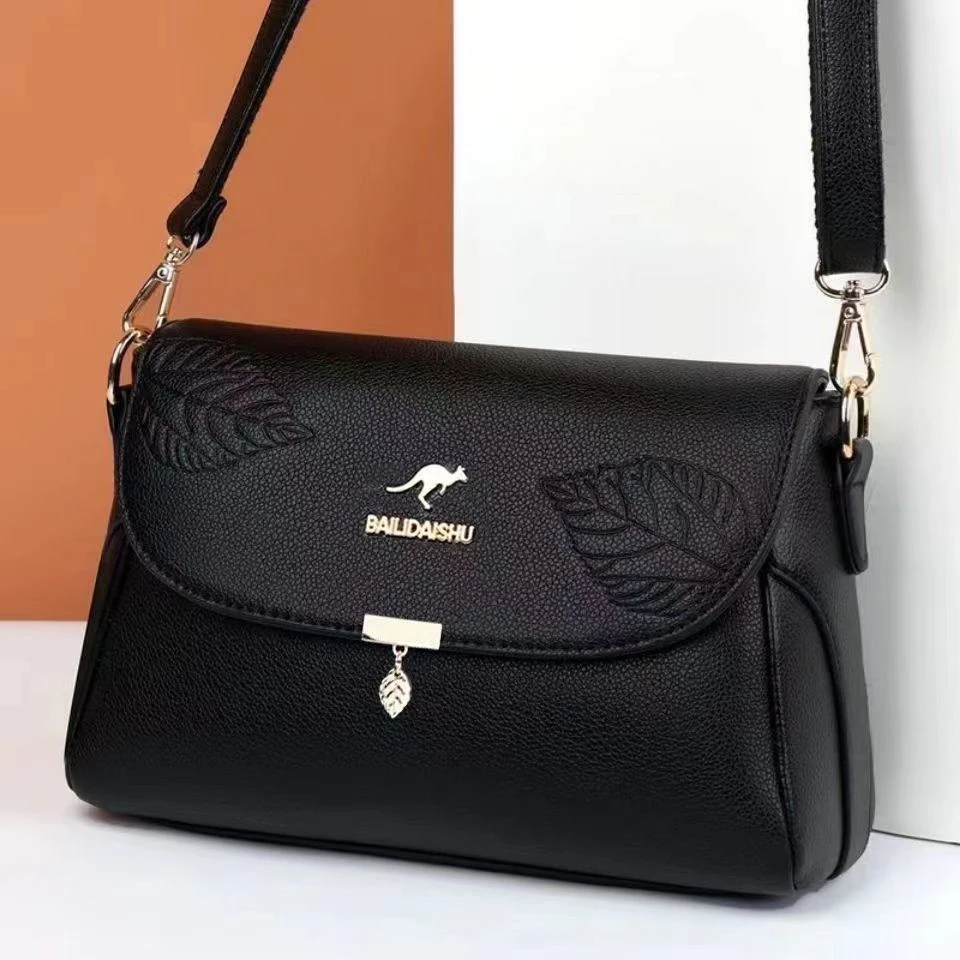 正品真皮压花小方包女2025新款斜挎包百搭中年妈妈包软皮单肩包女