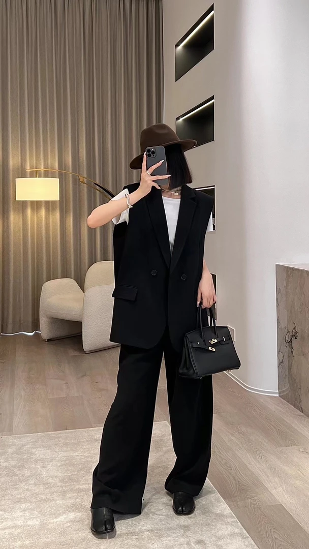 MG 小众宽松时尚休闲百搭毛边马甲