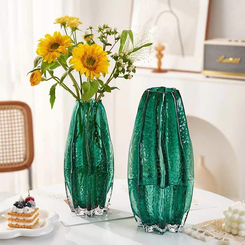 43    杨桃玻璃大小号花瓶