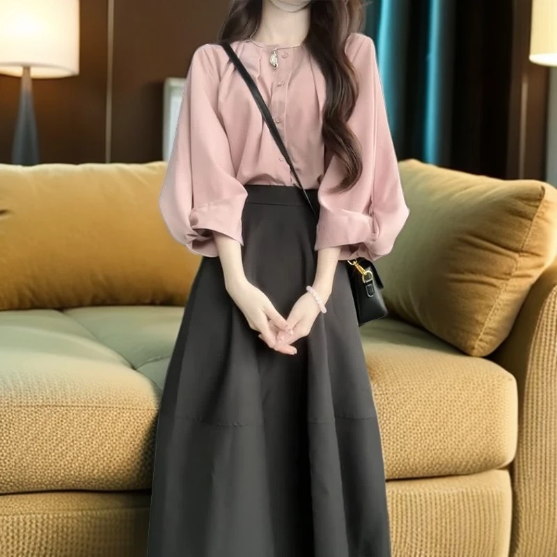 夏季御姐轻熟风穿搭套装女2024年新款浅粉色衬衫百褶半身裙两件套