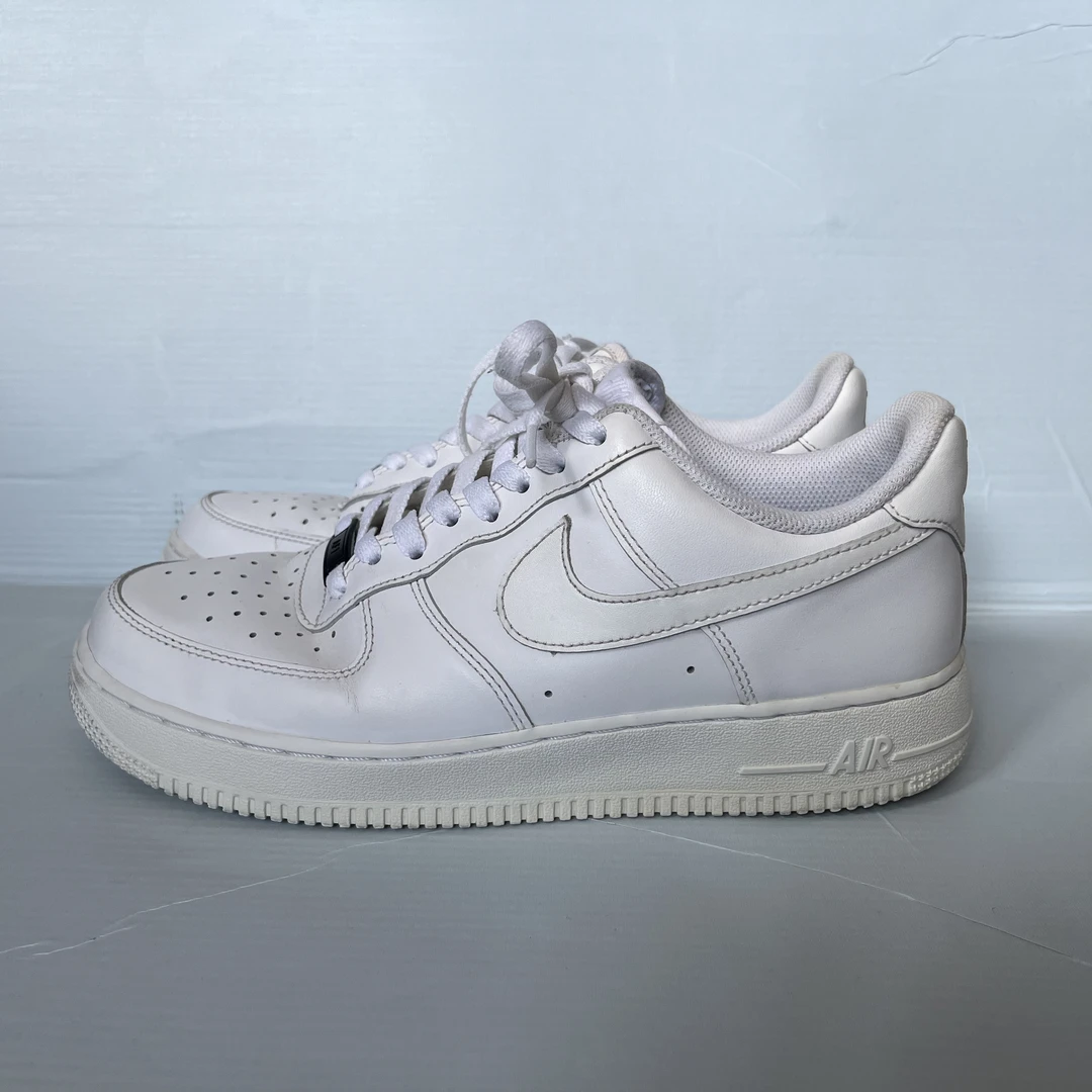 42码 耐克空军一号低帮板鞋 Nike af1 纯白 公价999