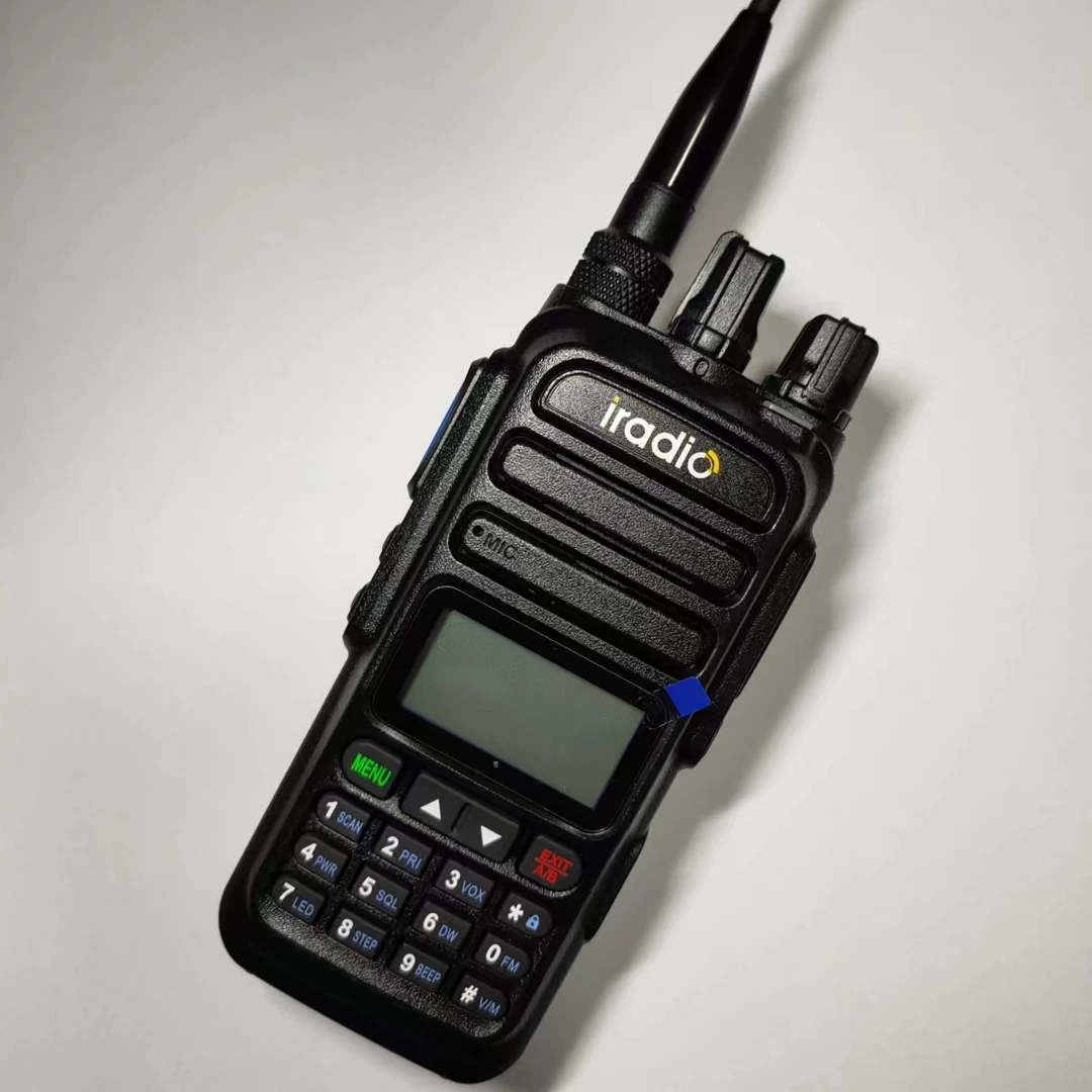 调好散射的艾迪欧UV83双频户外车队船用自驾游卫星调频对讲机