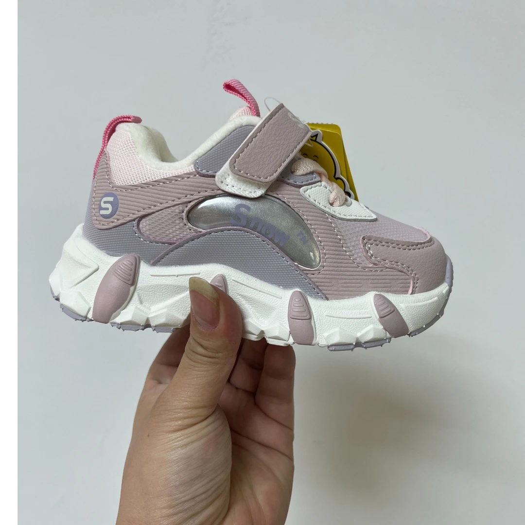 24D8835全皮面加绒机能鞋