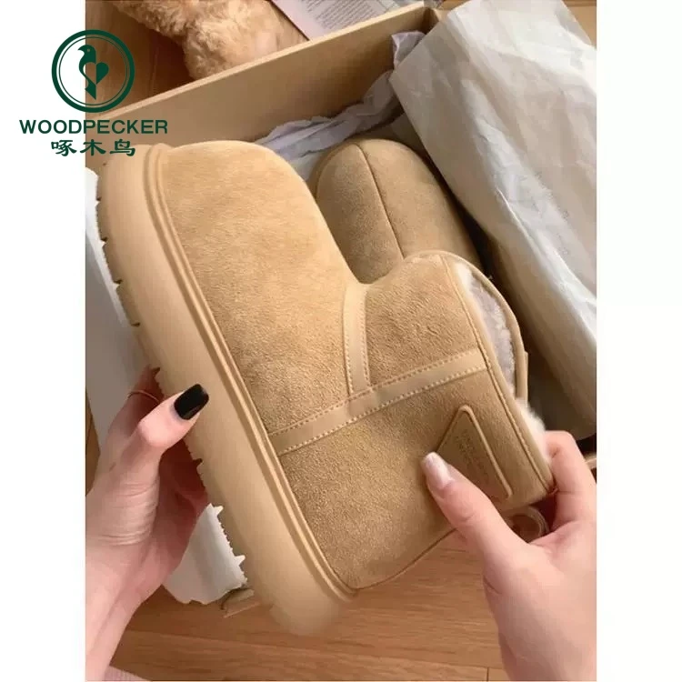 啄木鸟卡皮巴拉大头丑萌雪地靴女2024冬季厚底增高加绒保暖棉短靴