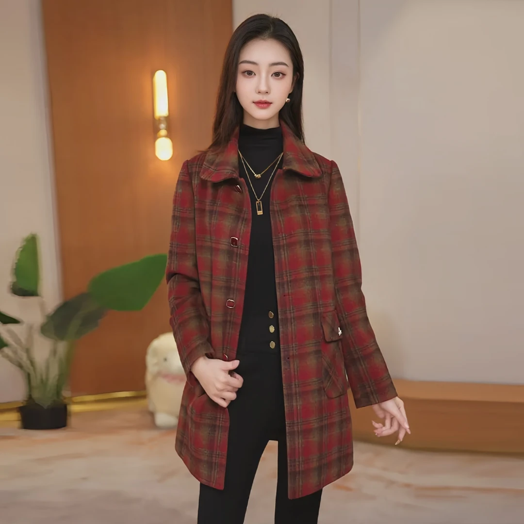 中年妈妈时尚洋气格子鸭绒羽绒服2024冬季新款双面穿拼接保暖外套