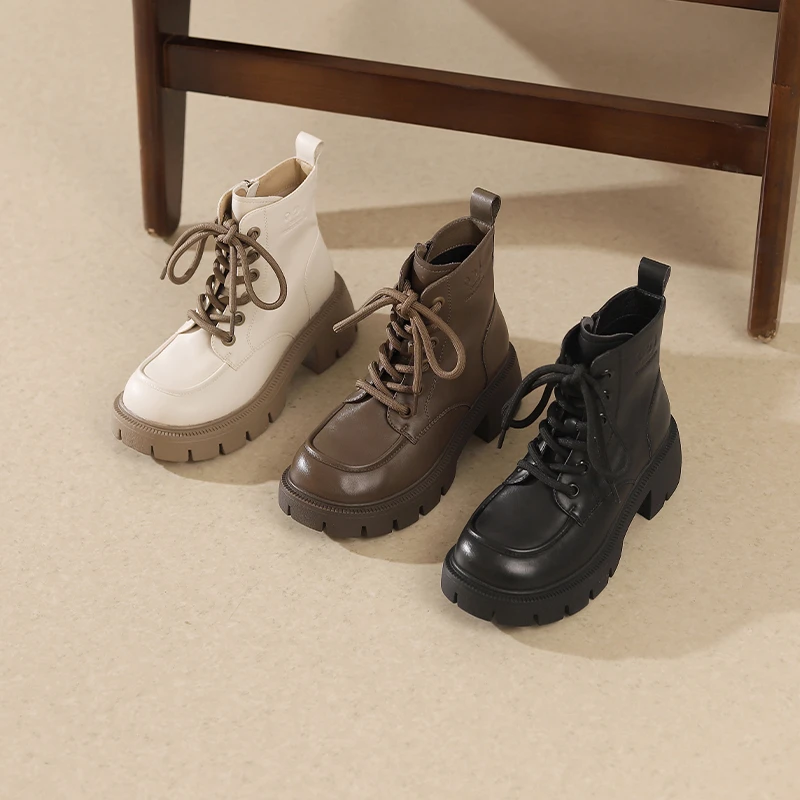 马丁靴女2024冬季时尚百搭复古粗跟系带舒适圆头英伦风靴子短靴女
