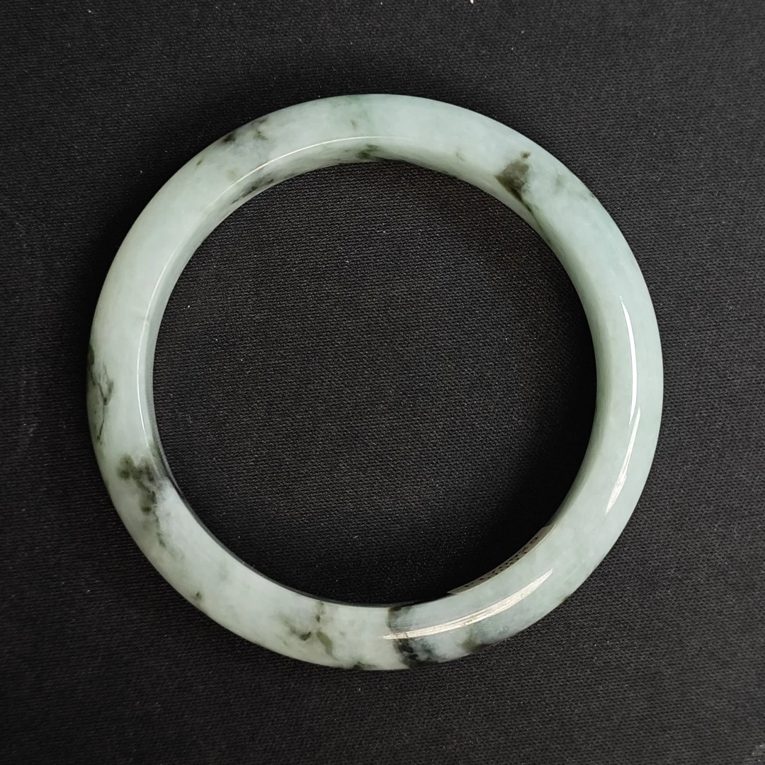 437创汇期翡翠手镯