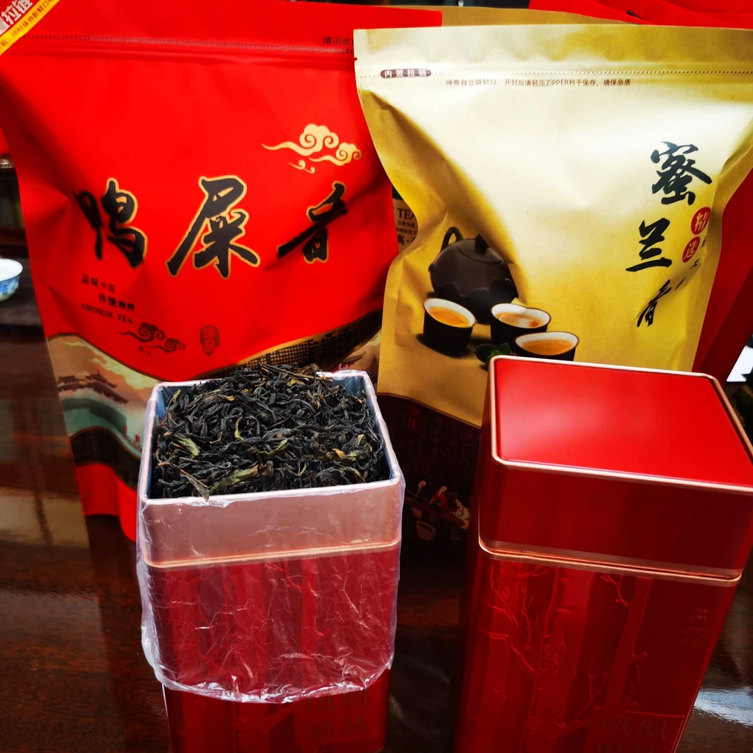 凤凰单枞高山乌岽有韵味，蜜薯香，蜜味足，回甘回甜，蜜兰香茶