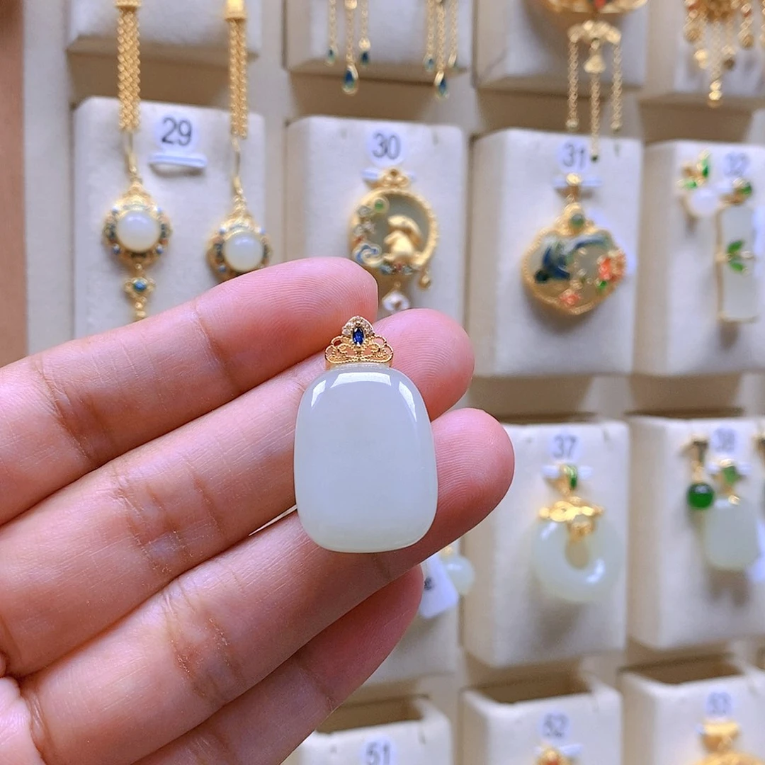 和田玉颈饰银S925镀金镶嵌