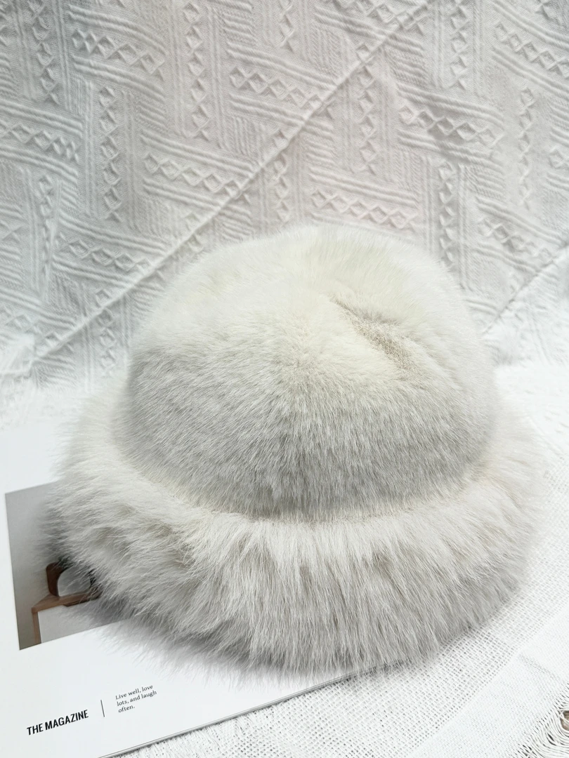 【宠粉福利】【雪山飞狐】~新款秋冬保暖防寒护耳女帽 0010-1